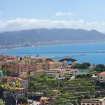Fish Bed & Breakfast Vietri