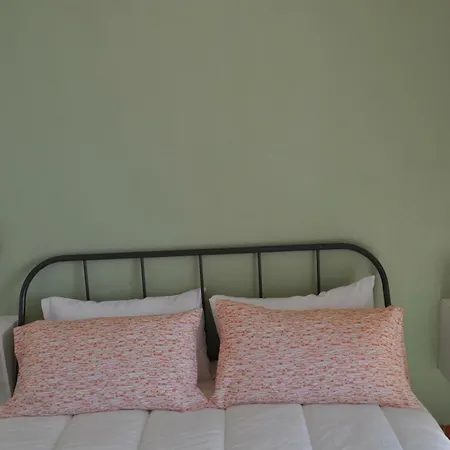 Fish Bed & Breakfast