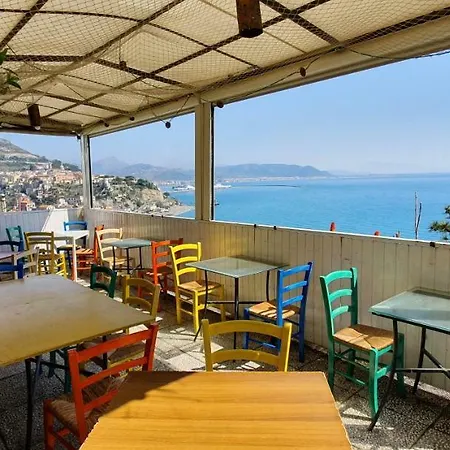 Bed & Breakfast Fish