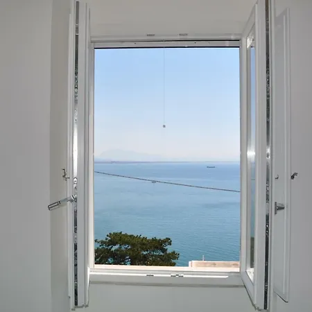 Bed & Breakfast Fish 4*