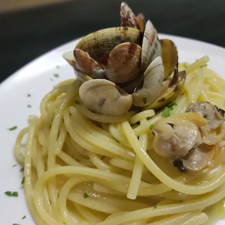 Fish Bed & Breakfast Vietri