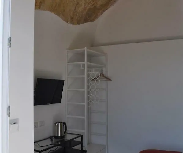 ベッド・アンド・ブレックファスト Fish