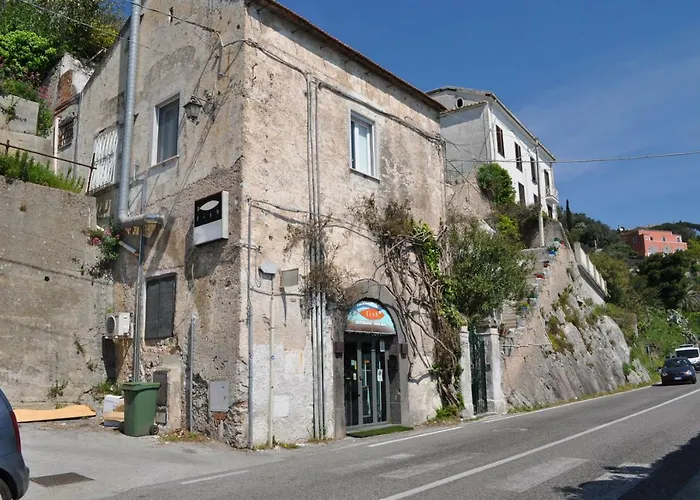 Fish ベッド・アンド・ブレックファスト