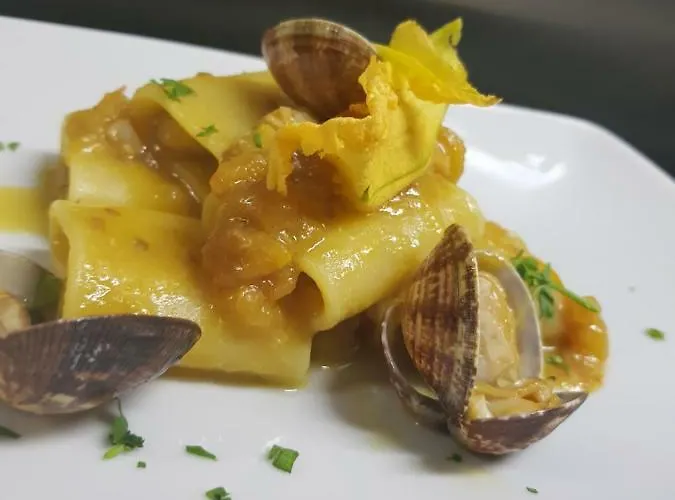 Fish ベッド・アンド・ブレックファスト 4*